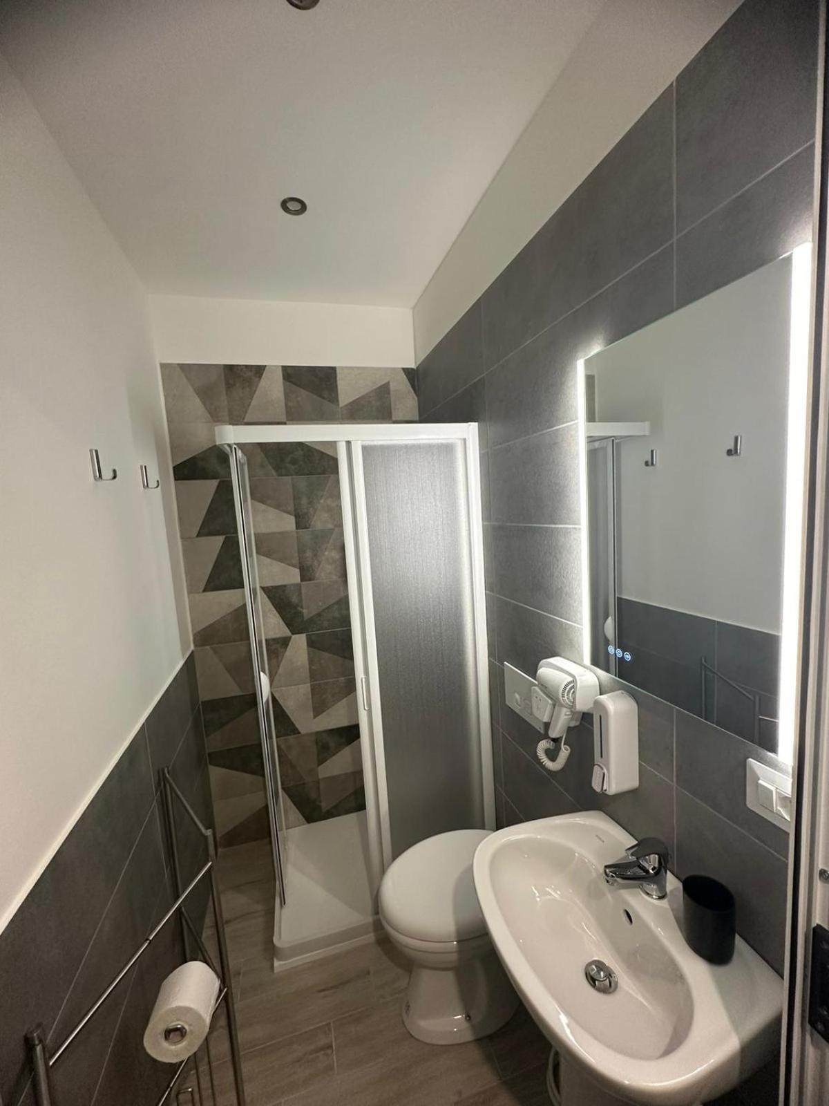 Bari Valona Rooms Luaran gambar
