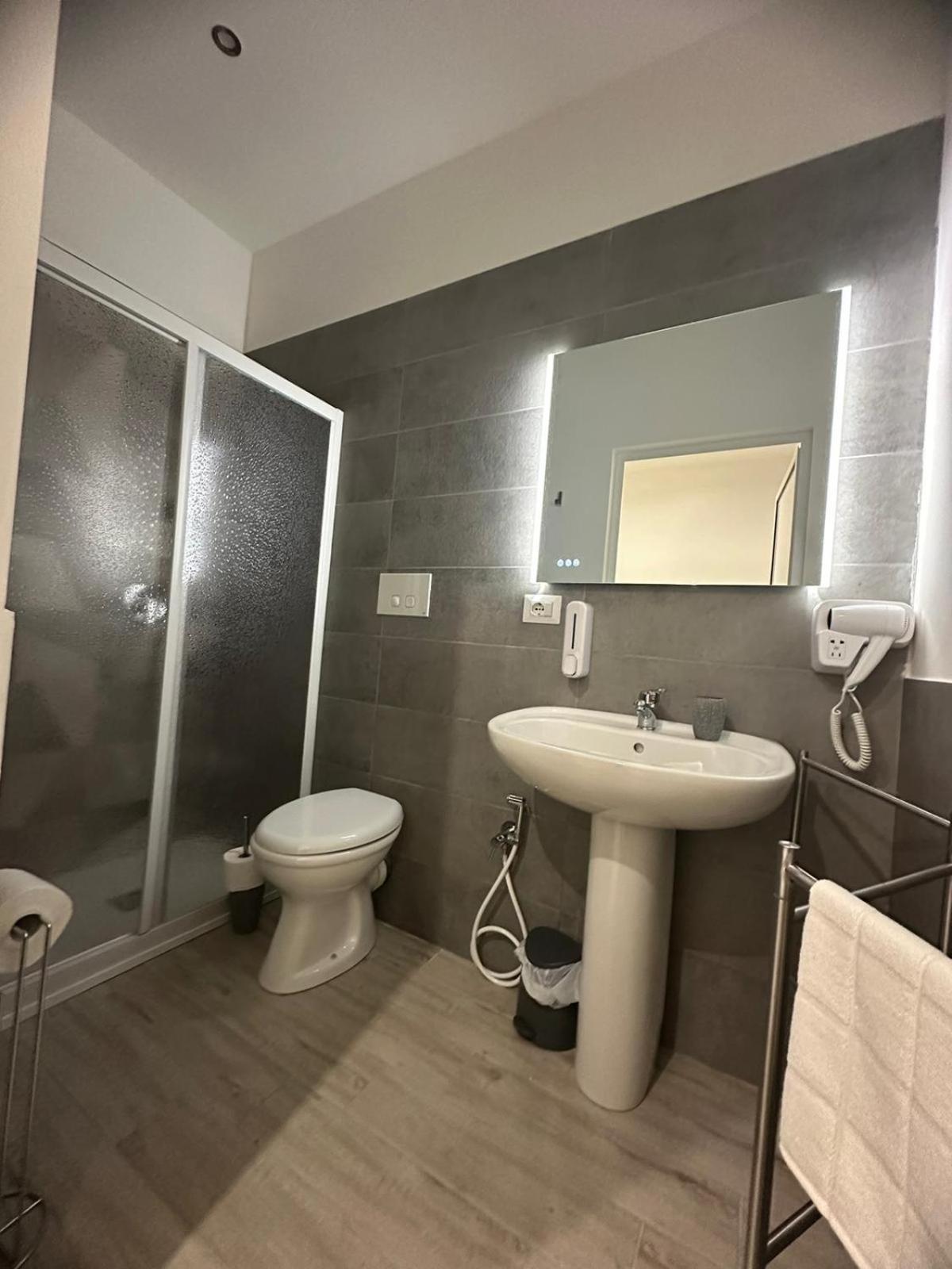 Bari Valona Rooms Luaran gambar